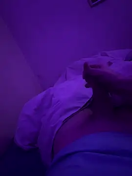 bigcockD2006 online show from March 13, 2026, 12:15 am