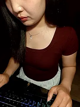 Snapshot of Myna5790 chatting on February 26, 2026, 11:43 am Myna5790 online show from February 26, 2026, 11:43 am