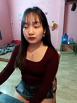 Myna5790 online show from March 18, 2026, 11:24 am