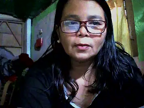 Flowerblossom123 online show from March 9, 2026, 2:15 am