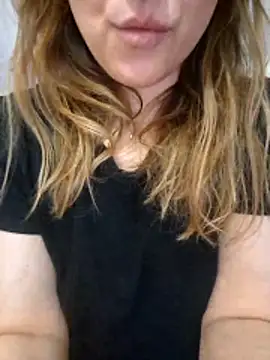 milffa online show from April 11, 2026, 8:12 pm