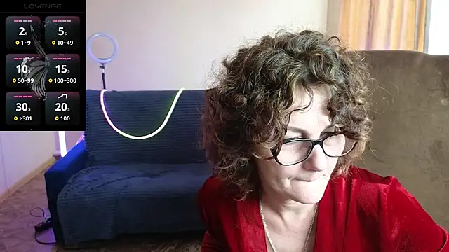 Miss Amberr online show from April 8, 2026, 4:36 am