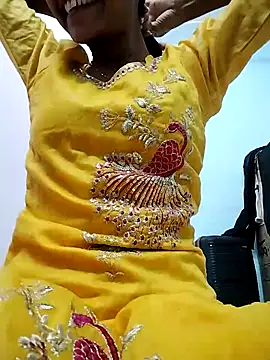 Karishma 88 online show from March 19, 2026, 6:46 am