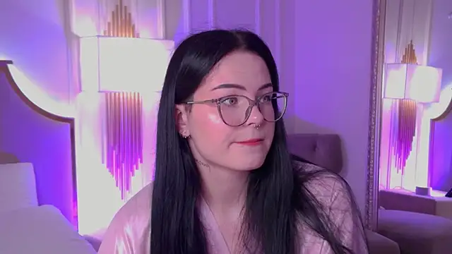 CindyMil online show from July 22, 2026, 6:04 am