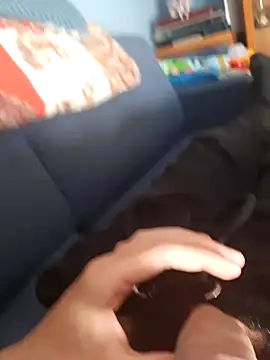 ilcazzone32 online show from April 9, 2026, 1:39 pm