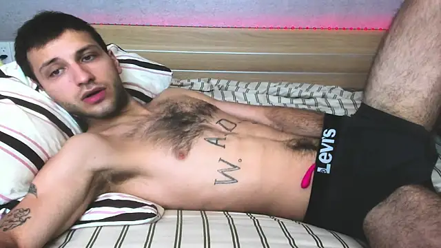 DarkRogue19 online show from April 11, 2026, 5:26 am