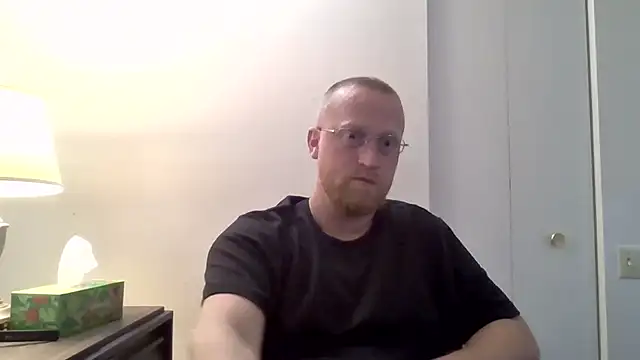 Snapshot of tytheexhibionist chatting on June 14, 2026, 5:47 pm tytheexhibionist online show from June 14, 2026, 5:47 pm