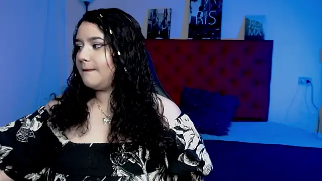 Emma Roberts 2 online show from February 24, 2026, 5:36 pm