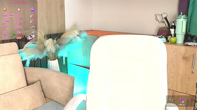 SilviaStoneX online show from April 7, 2026, 11:34 am