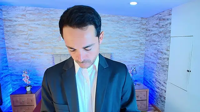 Adams Sanz online show from May 19, 2026, 7:32 pm