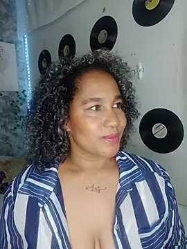 medusafox  online show from July 4, 2026, 4:52 am