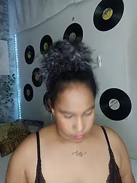 medusafox  online show from July 3, 2026, 4:52 am
