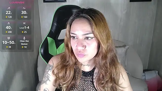 Andrea ch01 online show from March 31, 2026, 3:47 pm