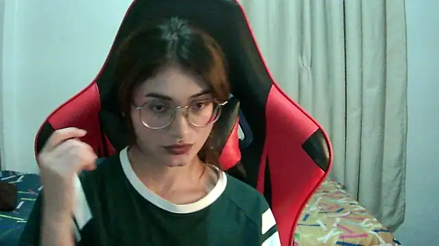 Snapshot of Sparkyvape chatting on February 26, 2026, 9:48 pm Sparkyvape online show from February 26, 2026, 9:48 pm