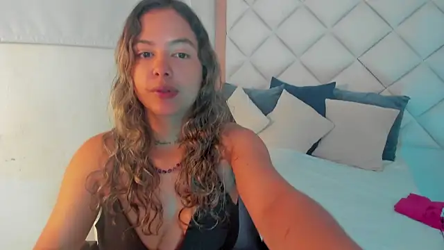 Snapshot of dulce_lyraa1 chatting on February 28, 2026, 4:23 am dulce lyraa1 online show from February 28, 2026, 4:23 am