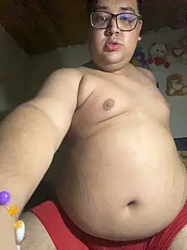 Estiv 05 online show from March 17, 2026, 4:04 am