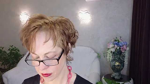 LioraWeiss online show from March 6, 2026, 6:30 am