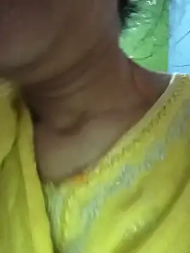 Snapshot of Rashmika_Mandana chatting on June 3, 2026, 12:22 am Rashmika Mandana online show from June 3, 2026, 12:22 am