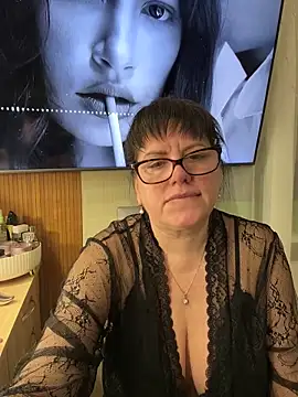 expensive lady online show from April 4, 2026, 5:08 pm