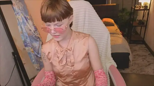 Snapshot of _DreamLuna1_ chatting on February 27, 2026, 1:00 pm DreamLuna1 online show from February 27, 2026, 1:00 pm