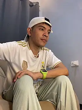 Snapshot of asian_darlingcummersxXx chatting on March 1, 2026, 1:44 pm asian darlingcummersxXx online show from March 1, 2026, 1:44 pm