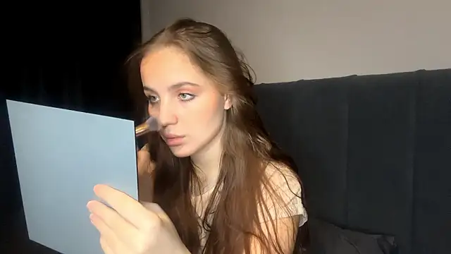 Snapshot of LowriseZiziphus chatting on February 25, 2026, 3:45 pm LowriseZiziphus online show from February 25, 2026, 3:45 pm