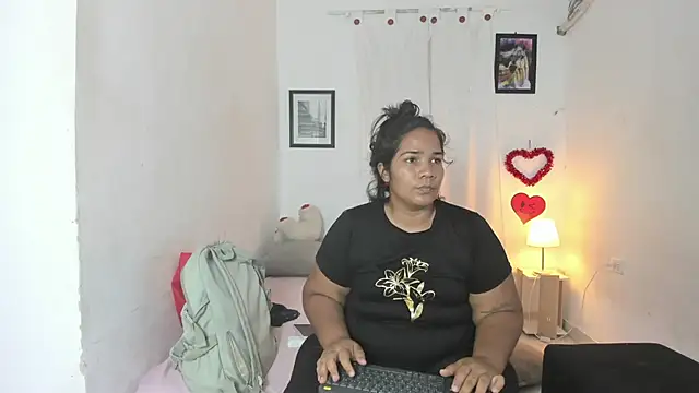 mariana villa72 online show from June 30, 2026, 1:55 pm