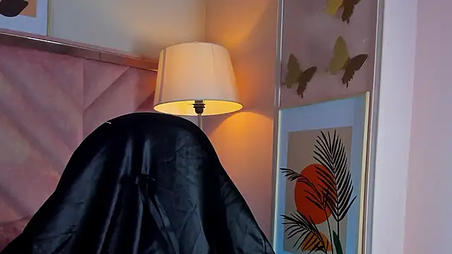 emilyjonesss  online show from March 9, 2026, 7:50 pm