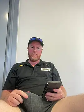 Freddybobby online show from March 4, 2026, 8:33 am