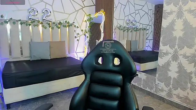 Cloee tay1 online show from June 1, 2026, 11:32 am
