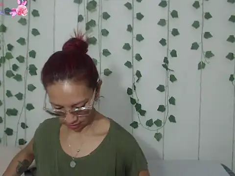 scarlett-ash online show from March 7, 2026, 1:16 pm