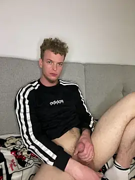 Dencchikk22 online show from May 15, 2026, 11:03 pm