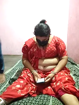 gujjuhotcouple online show from April 10, 2026, 6:26 pm