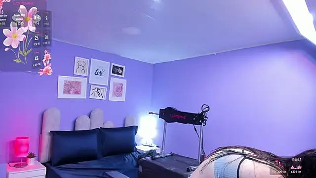 dahiana boobs online show from July 16, 2026, 3:25 am