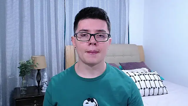 BlackFoXXX69 online show from April 3, 2026, 8:37 pm