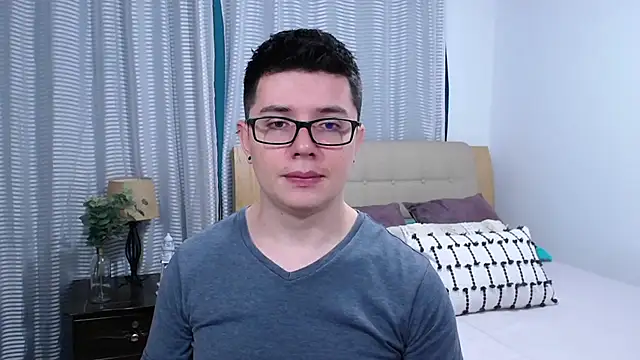 BlackFoXXX69 online show from April 4, 2026, 8:37 pm