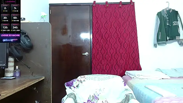 Snapshot of scarlet_johannson19 chatting on June 19, 2026, 3:01 am scarlet johannson19 online show from June 19, 2026, 3:01 am