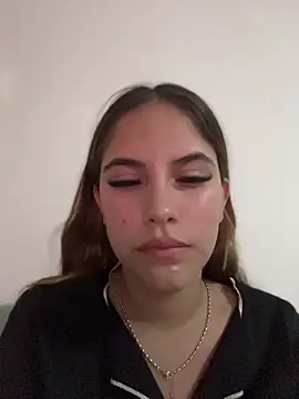 MiluRossee online show from April 3, 2026, 6:20 am