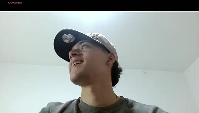 oliver   saint online show from March 7, 2026, 12:06 am