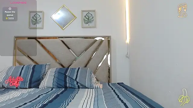 oliver   saint online show from April 10, 2026, 11:12 pm