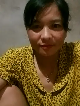 rinrin7700 online show from July 23, 2026, 2:35 pm