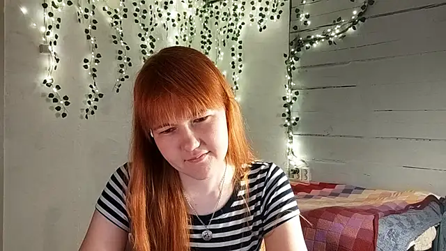 DinaFirebird online show from April 6, 2026, 4:08 am