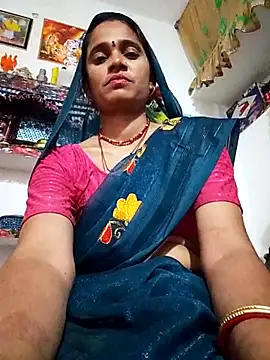 Snapshot of Hot_reej85 chatting on March 15, 2026, 9:38 am Hot reej85 online show from March 15, 2026, 9:38 am