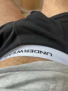 portostrip online show from April 4, 2026, 2:01 pm