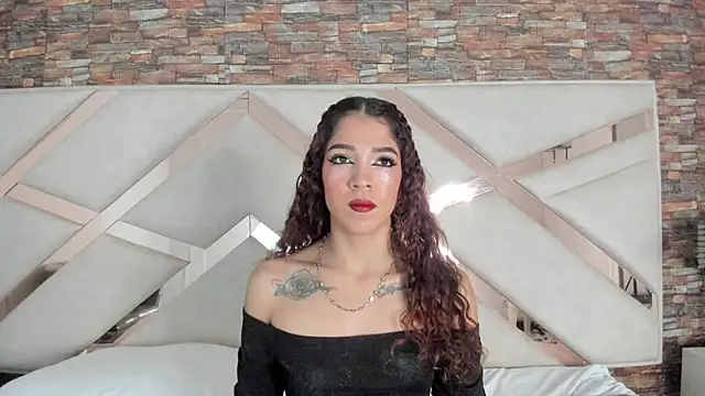 evelyn  rose1 online show from March 23, 2026, 1:06 am