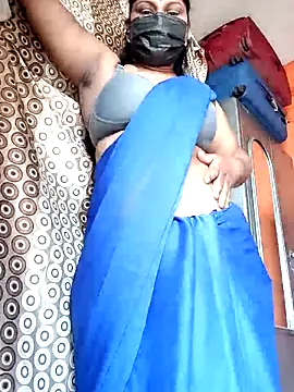 sexyladdupilla online show from April 9, 2026, 8:53 am