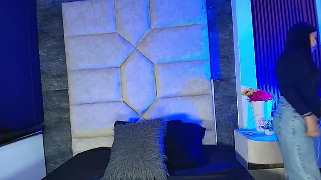 Snapshot of Ariia_Monroee chatting on May 9, 2026, 1:42 am Ariia Monroee online show from May 9, 2026, 1:42 am