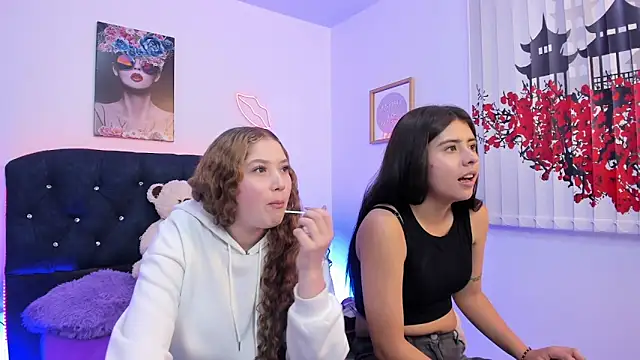 Snapshot of valeria_and_zoe chatting on March 2, 2026, 3:08 pm valeria and zoe online show from March 2, 2026, 3:08 pm