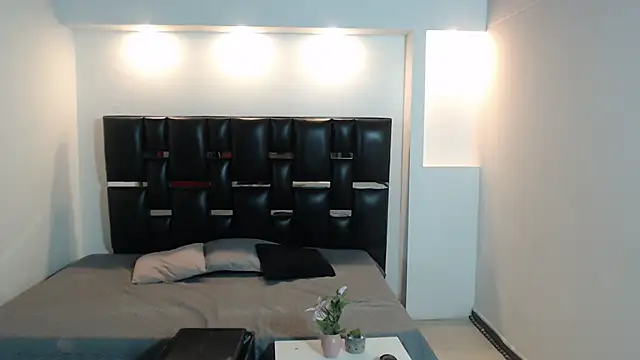 IMPERIASTUDIOS3 online show from March 5, 2026, 10:16 pm