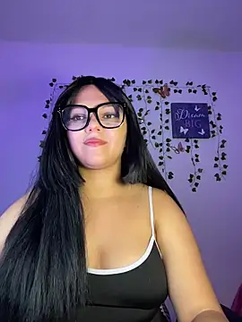 aurora bela online show from March 18, 2026, 3:42 am